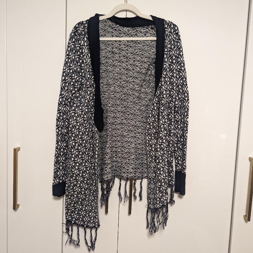 RW & Co Cardigan/Poncho